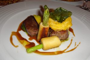 Clima de romance e gastronomia de primeira no Restaurante Arcadas, em Coimbra