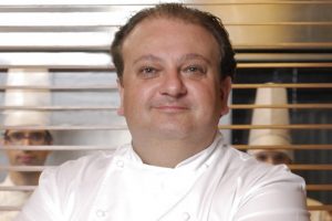 Erick Jacquin assina novo cardápio do Belle Époque Lounge, que reabre no Shopping Ponta Negra