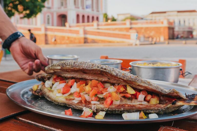 Matrixã Quer comer um peixe regional? Dicas de cinco peixarias em Manaus