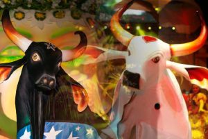 Festival de Parintins 2018 promete embate épico entre Caprichoso e Garantido