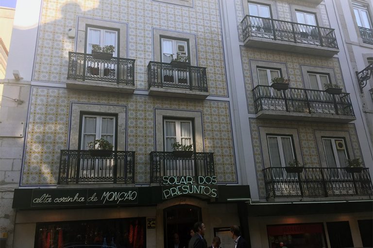 Solar dos Presuntos, o tradicional (e imperdível) restaurante de Lisboa