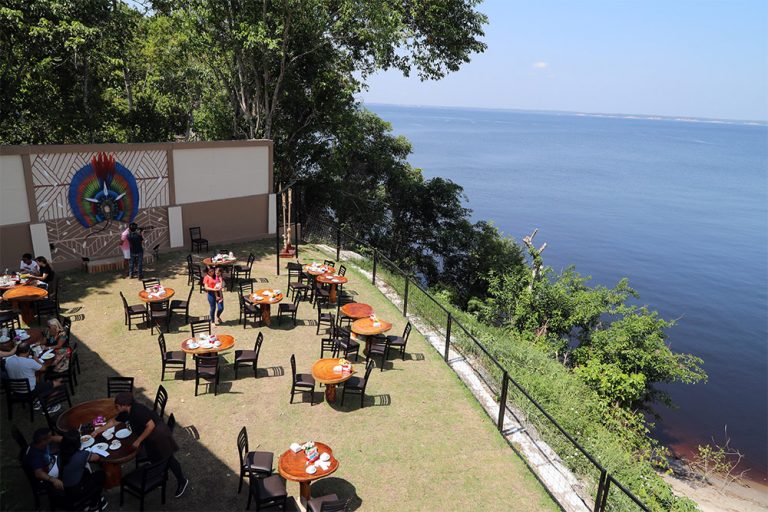 Café com Leite novo point da Ponta Negra aposta em