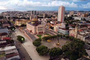 Teatro Amazonas e outros espaços culturais reabrem com agendamento virtual