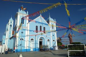 Borba: festa religiosa de Santo Antônio e piscinas naturais