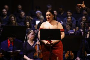 Sucesso de público, ‘Carmina Burana’ retorna ao Teatro Amazonas para nova temporada