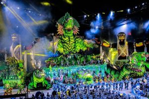 Caprichoso exalta as tradições em espetáculo emocionante no Bumbódromo