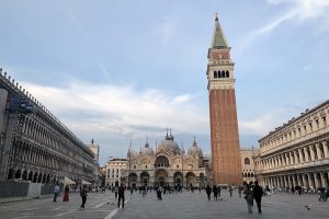 Veneza: a icônica cidade italiana erguida sobre as águas