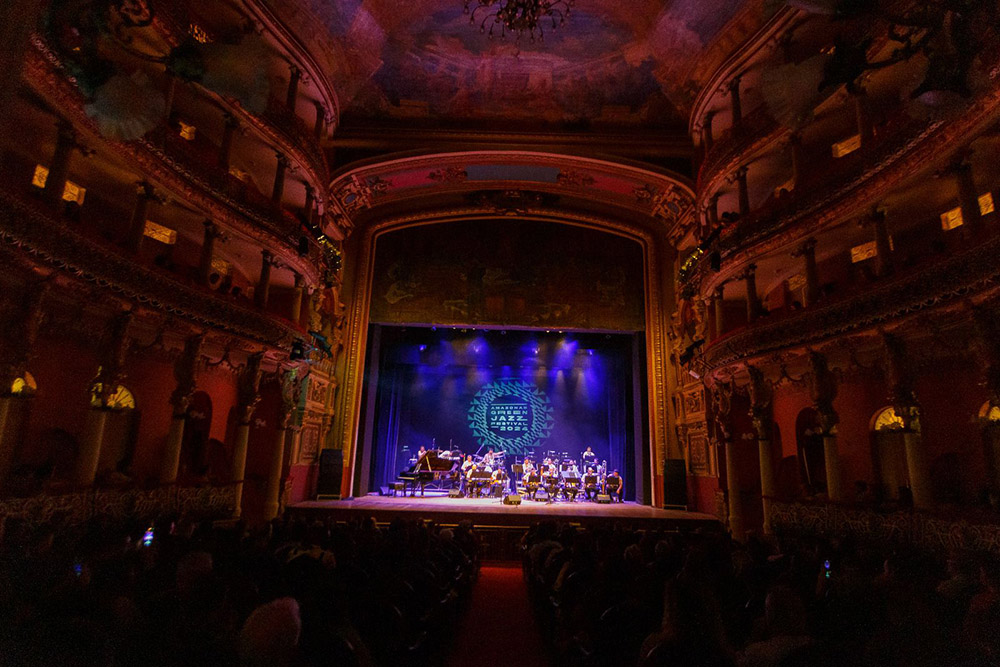 Festival Internacional de Jazz traz grandes nomes da música em agosto Festival Internacional de Jazz traz grandes nomes da música em agosto